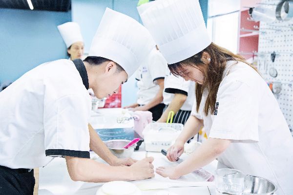 邵阳学烘焙培训哪里好 邵阳面点培训学校